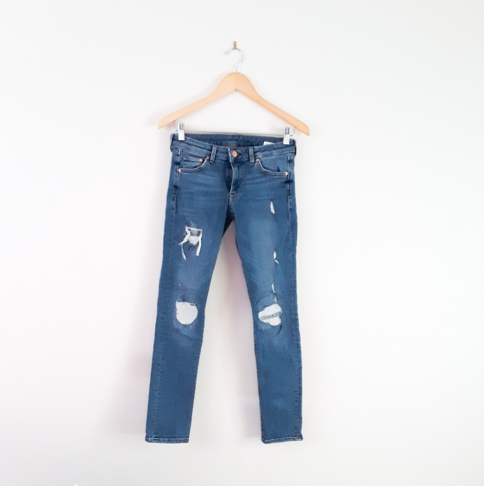 H&M Distressed Skinny Jeans